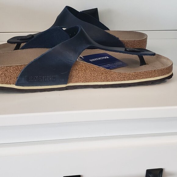 NWT: Birkenstock Gizeh Soft Footbed Unisex Sandal Size EU 43 main image 8